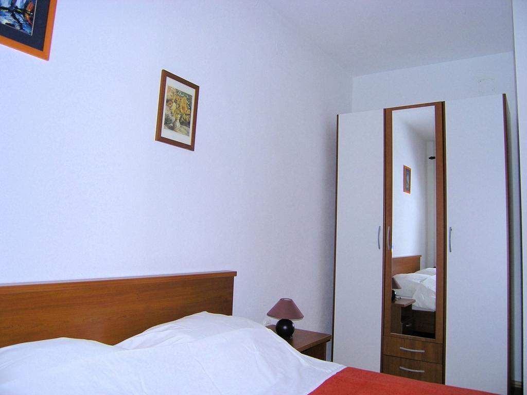 Zahija Apartment Krk Bilik gambar